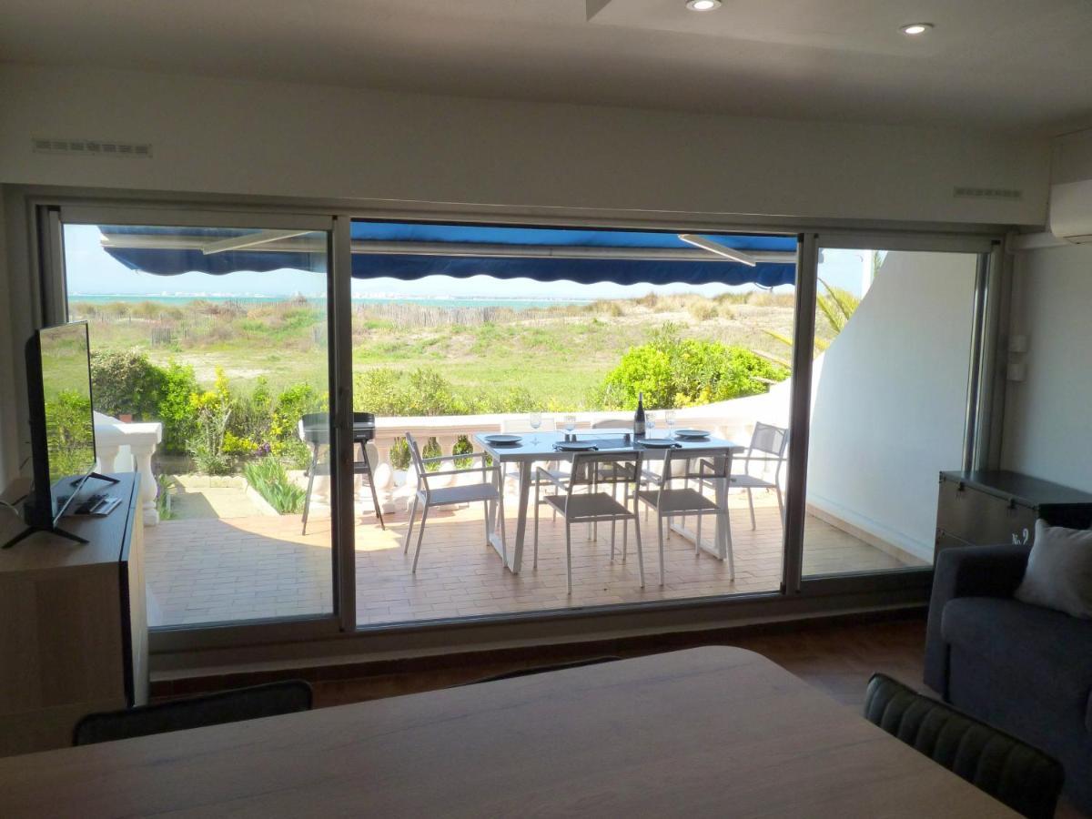 Sol-Y-Days Flamant, Superbe Appartement En Rez De Jardin Avec Grande Terrasse Et Jardinet, Face A La Mer Le Grau-du-Roi Luaran gambar