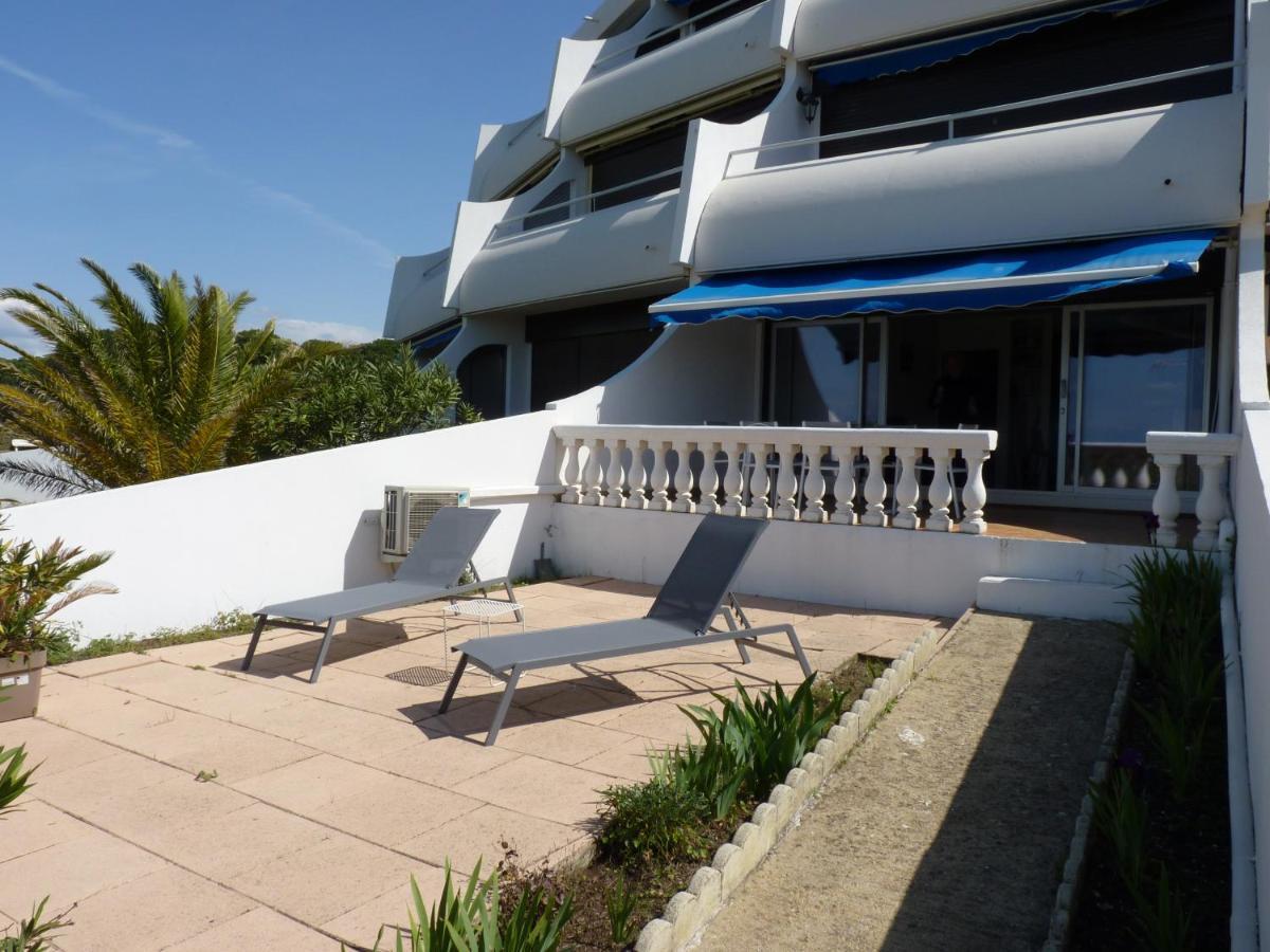 Sol-Y-Days Flamant, Superbe Appartement En Rez De Jardin Avec Grande Terrasse Et Jardinet, Face A La Mer Le Grau-du-Roi Luaran gambar
